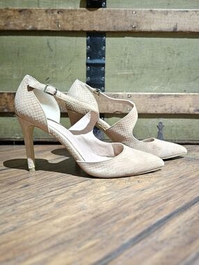 Free People Leather Snakeskin Suede Beige Brown Strappy Buckle Heels
